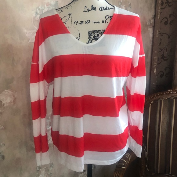 WIDE STRIPE MEDIUM SOFT V NECK TOP NWT - Picture 3 of 5